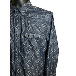 Moonshine Spirit Long Sleeve M Pearl Snap Southwestern Aztec‎ Print Sawtooth